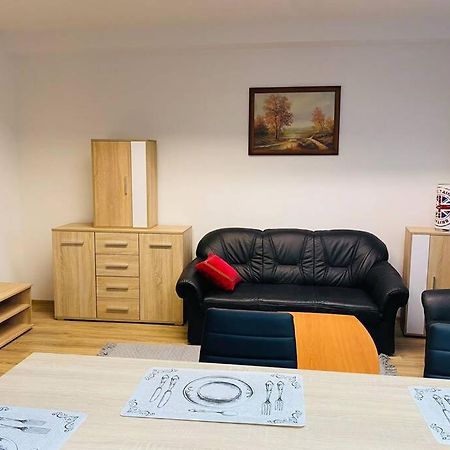 Apartman Solax, Ucnovska 8, Kosice Saca Dış mekan fotoğraf