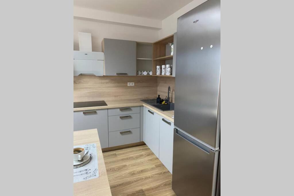 Apartman Solax, Ucnovska 8, Kosice Saca Dış mekan fotoğraf